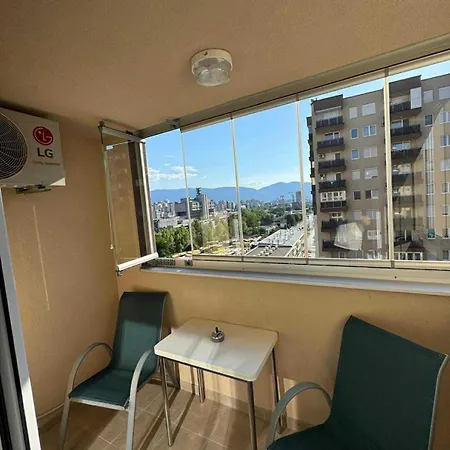 Apartament Ajlin2 *